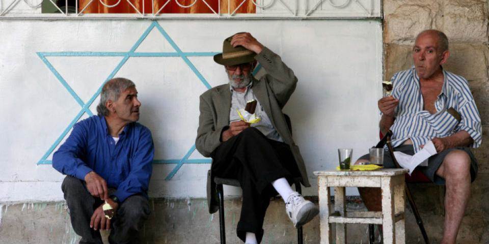 הדר זקנים שיבה?- על הזקנה והשלכותיה