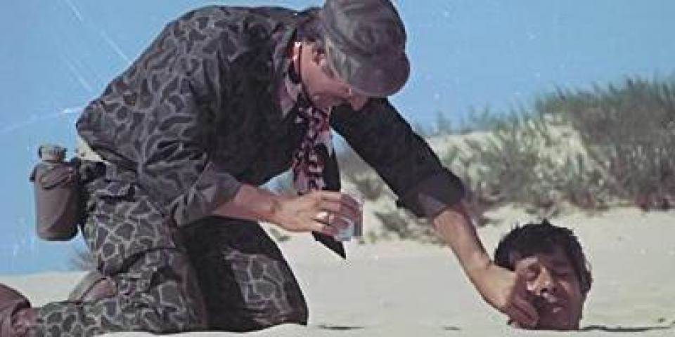 מדוע כל סרטי הפולחן המקומיים עוסקים בצבא?