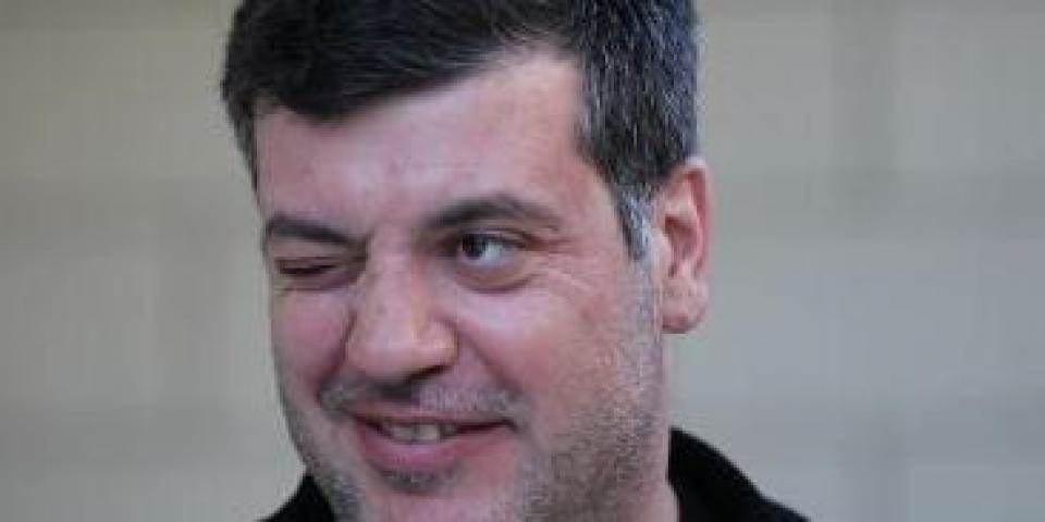 הארץ המובטחת: סייד קשוע צוחק על כולנו. גם על עצמו
