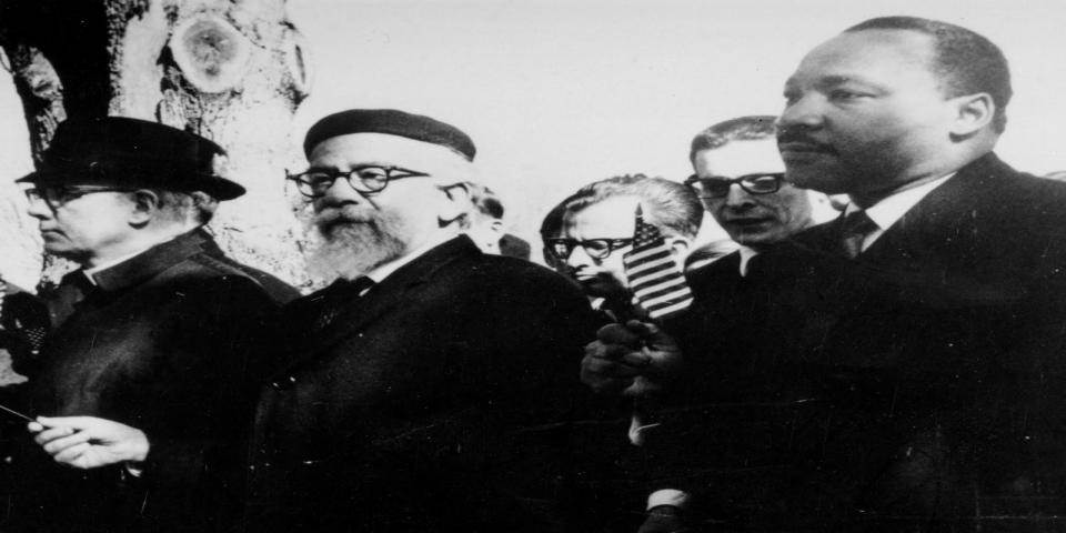 "אלוהים שאיננו דתי או ימני": כיצד הרב השל והרבי מקוצק רלוונטיים לחיינו כאן