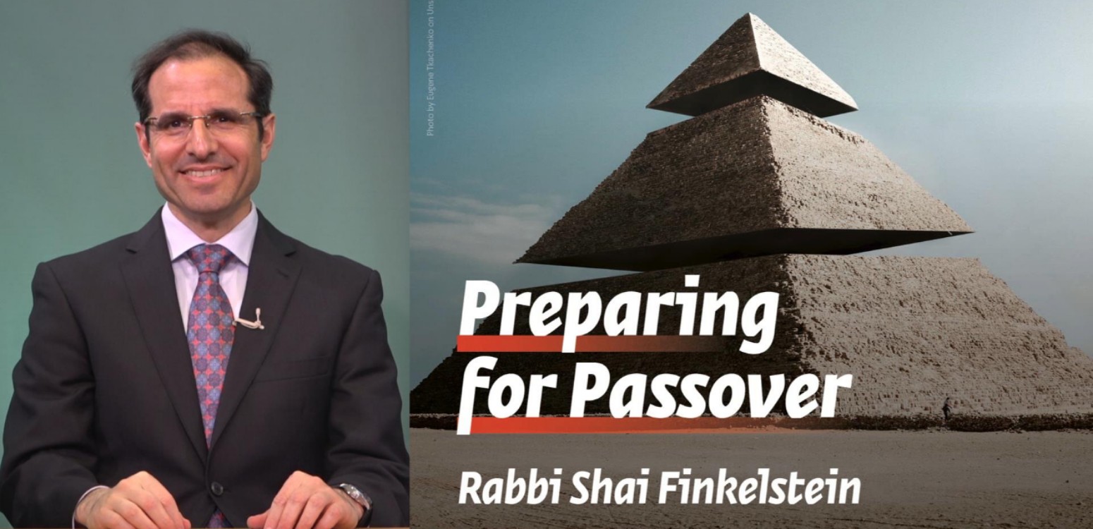 Between History and Memory: The Jewish Perspective