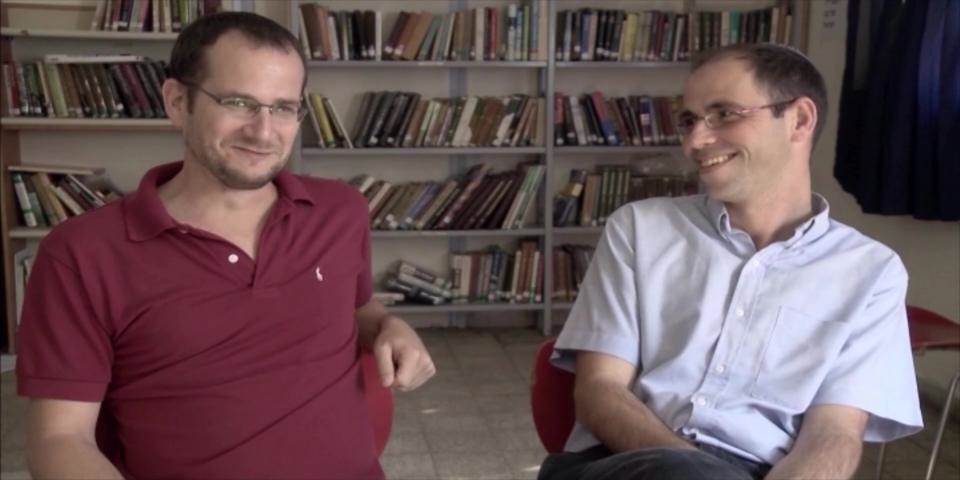 ליבוביץ', אמונה, אדמה, אדם