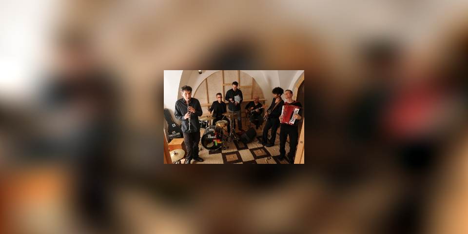 מוסיקה בשני - אנדרלמוסיה